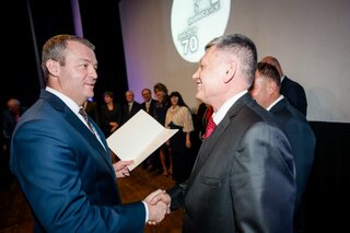 SPS_70_166