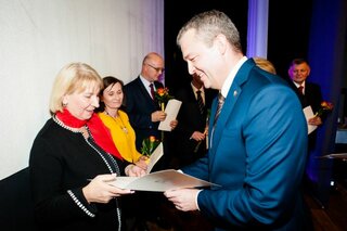 SPS_70_182