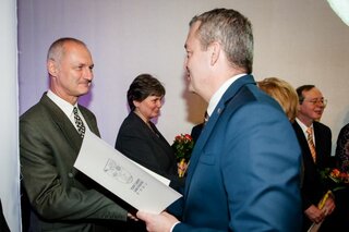 SPS_70_193