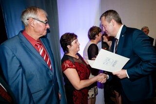 SPS_70_198