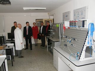 Hydraulika pneumatika