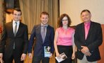 Ocenení žiaci 4.A triedy za výborný prospech a dochádzku do školy, Martin Hrňák,Tomáš Pecko a Timea Rendeková